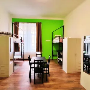 Bebudgetrooms Hostel